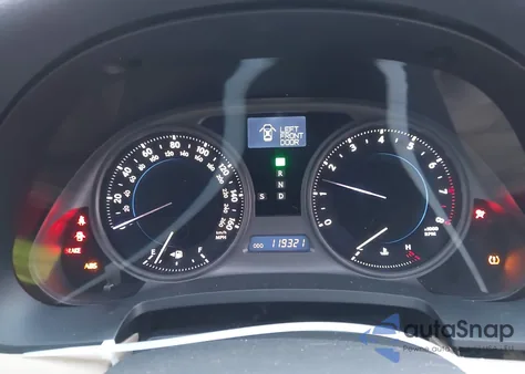 2006 Lexus Is 250 z USA, uszkodzony, nr VIN JTHCK262565003496